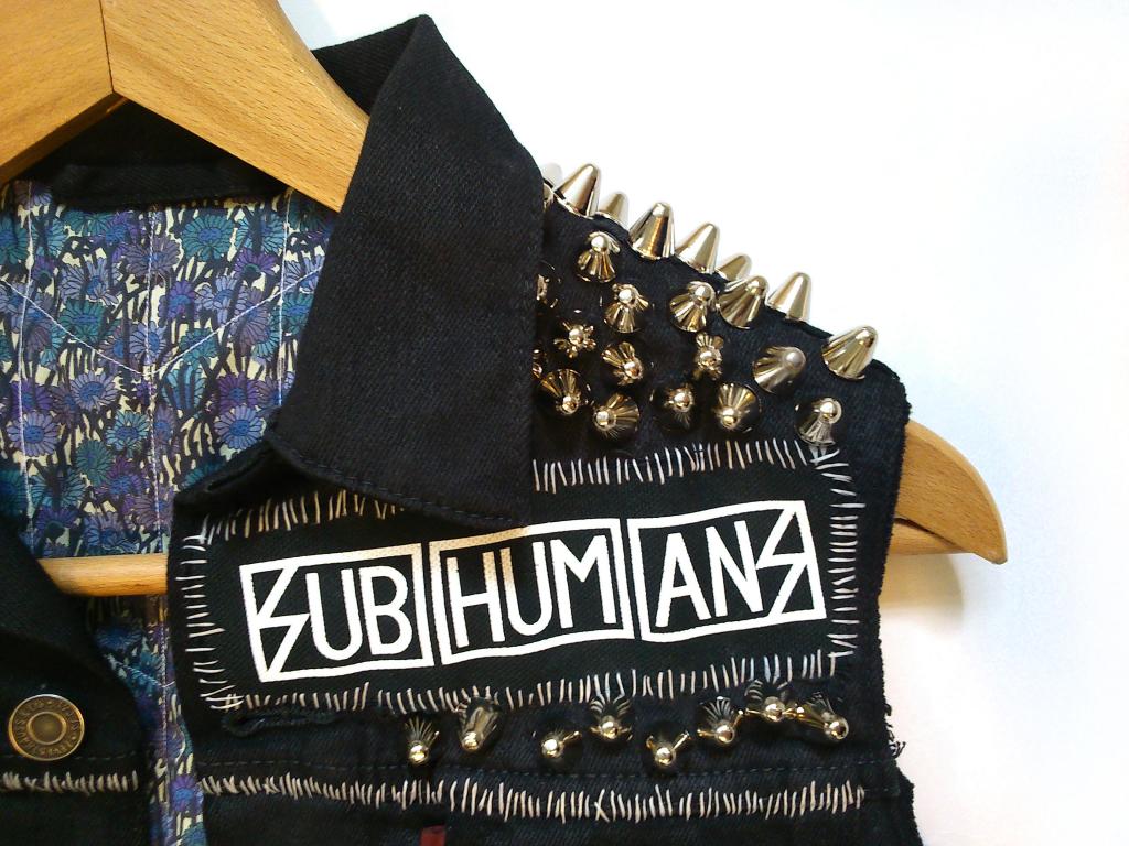 crustjacketdetail_zpsac8c2a9f